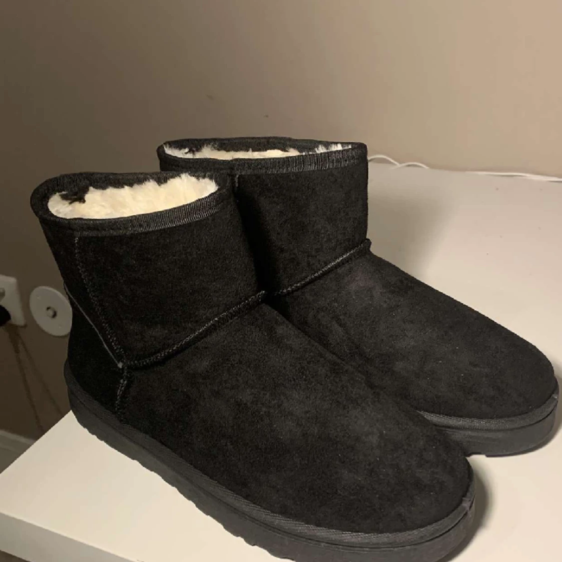 Uggs  - 91