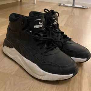 Puma vinterkängor  - Använda 2 ggr I skick som nya