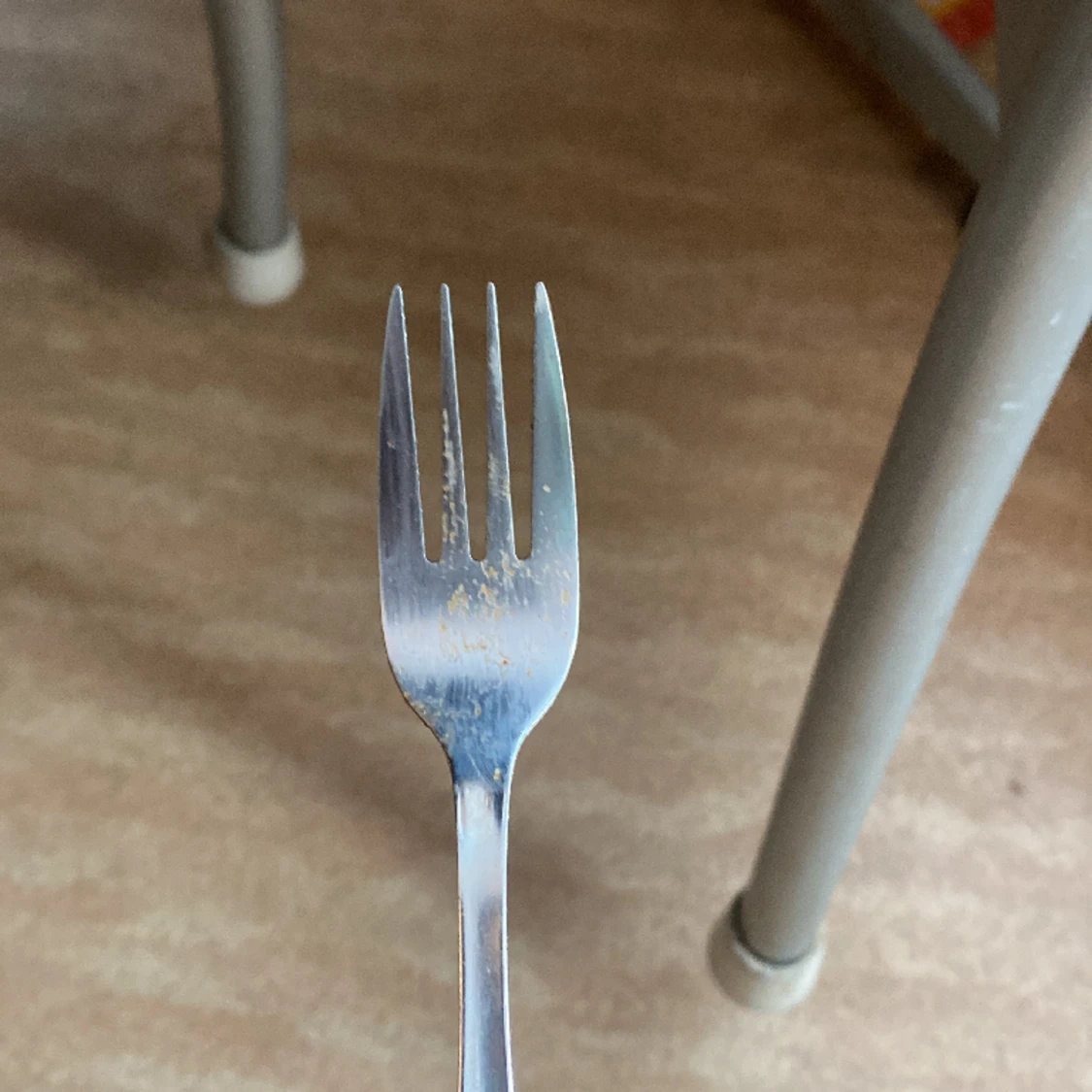 Gaffel från skolatsalen