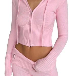 CATANIA SET - säljer nu detta tvär snygga settet som gått viralt på tiktok🥰😍säljer då jag har ett lika dant i grått jag tycker mer om använt Max 3 gånger❤️ nypris-1499