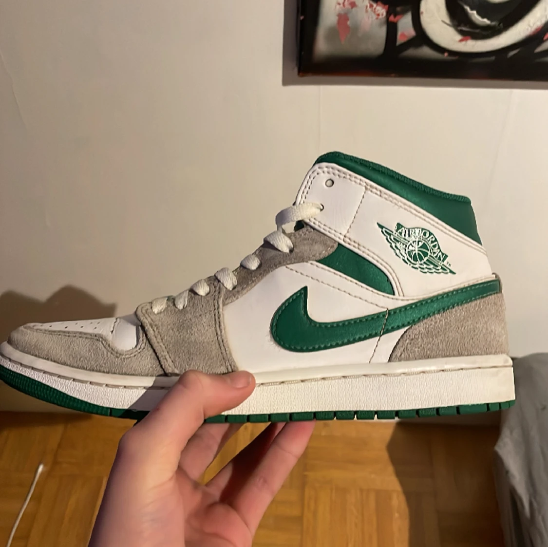 Jordan 1 Green grey 