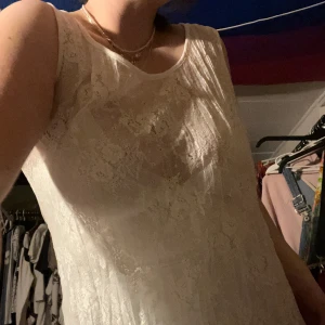 Spetsklänning - Vit