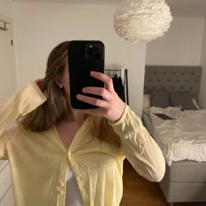 Zara topp - Säljer denna somriga zara topp❤️