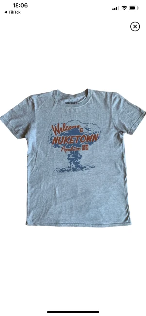 Nuketown CoD T-Shirt - .