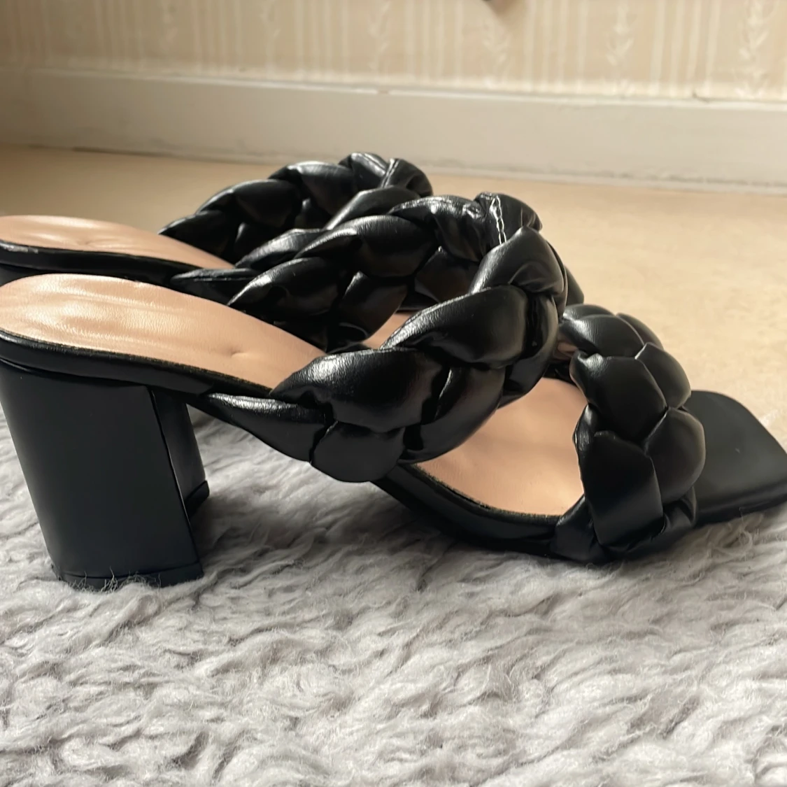 Klackskor strl 37 - 91