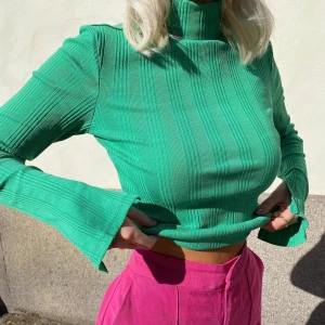 topp - Topp från Gina tricot, endast använd vid ett tillfälle. Lånad bild från deras Instagram 