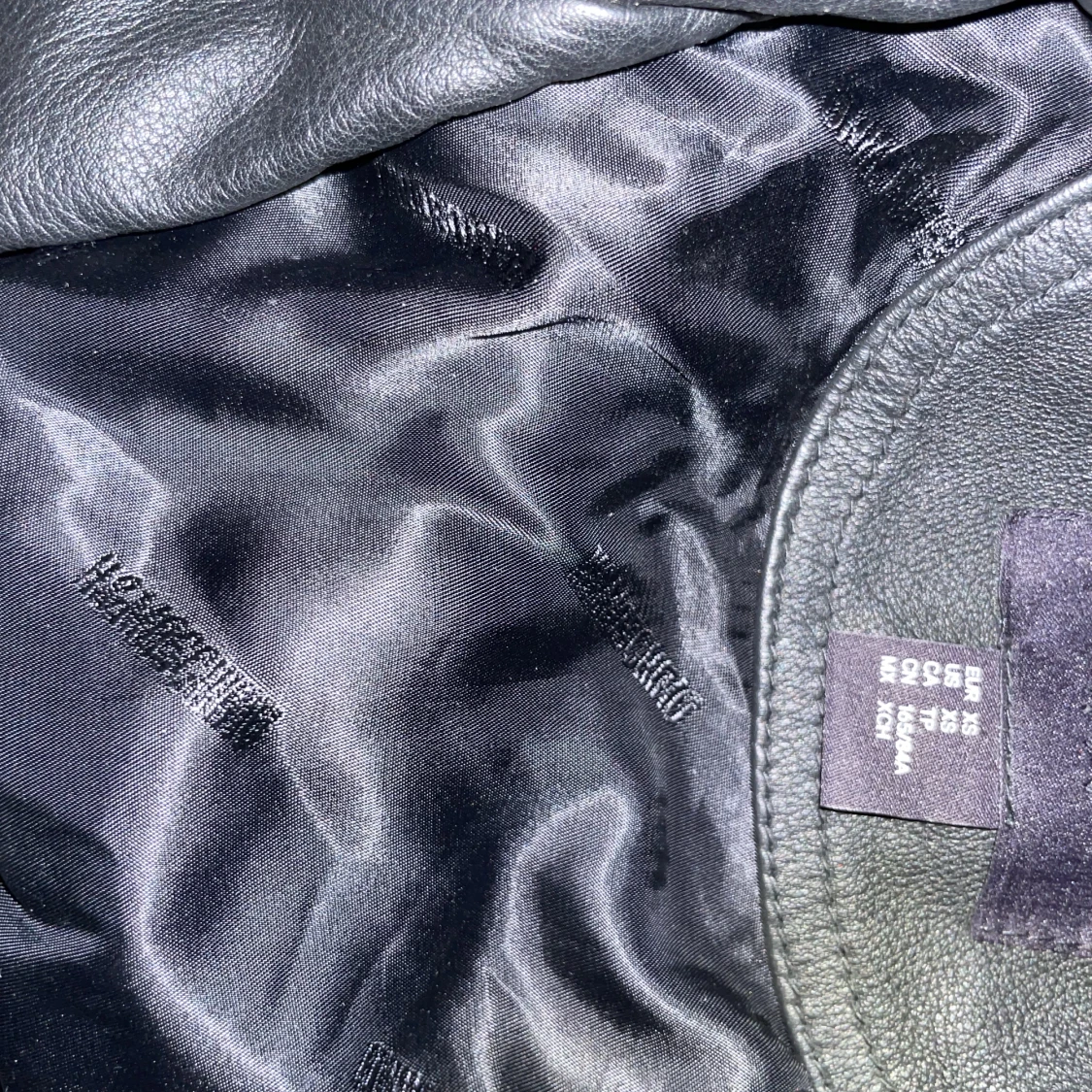 MOSCHINO SKINNJACKA - 90