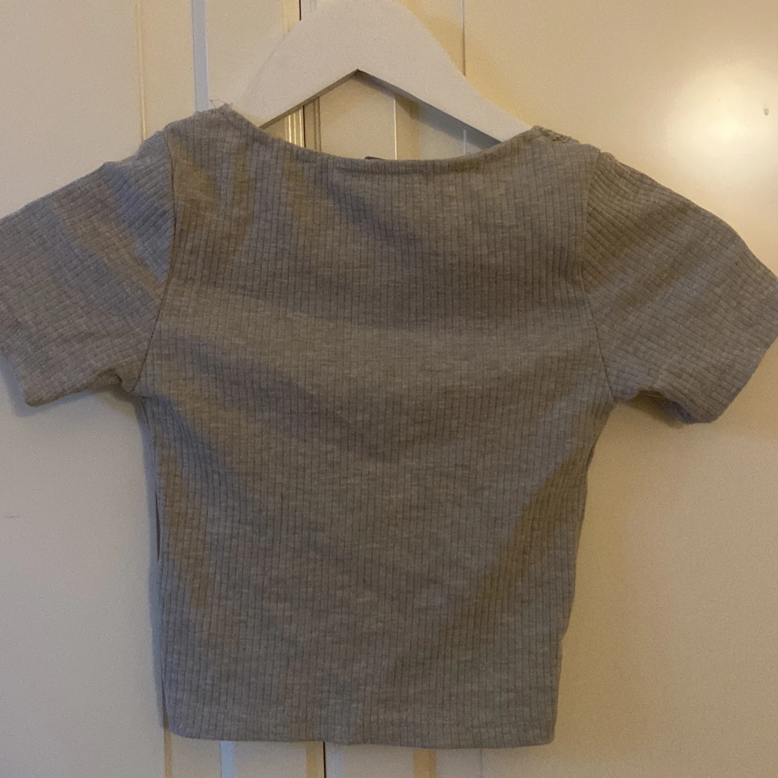 Grå top  - 90