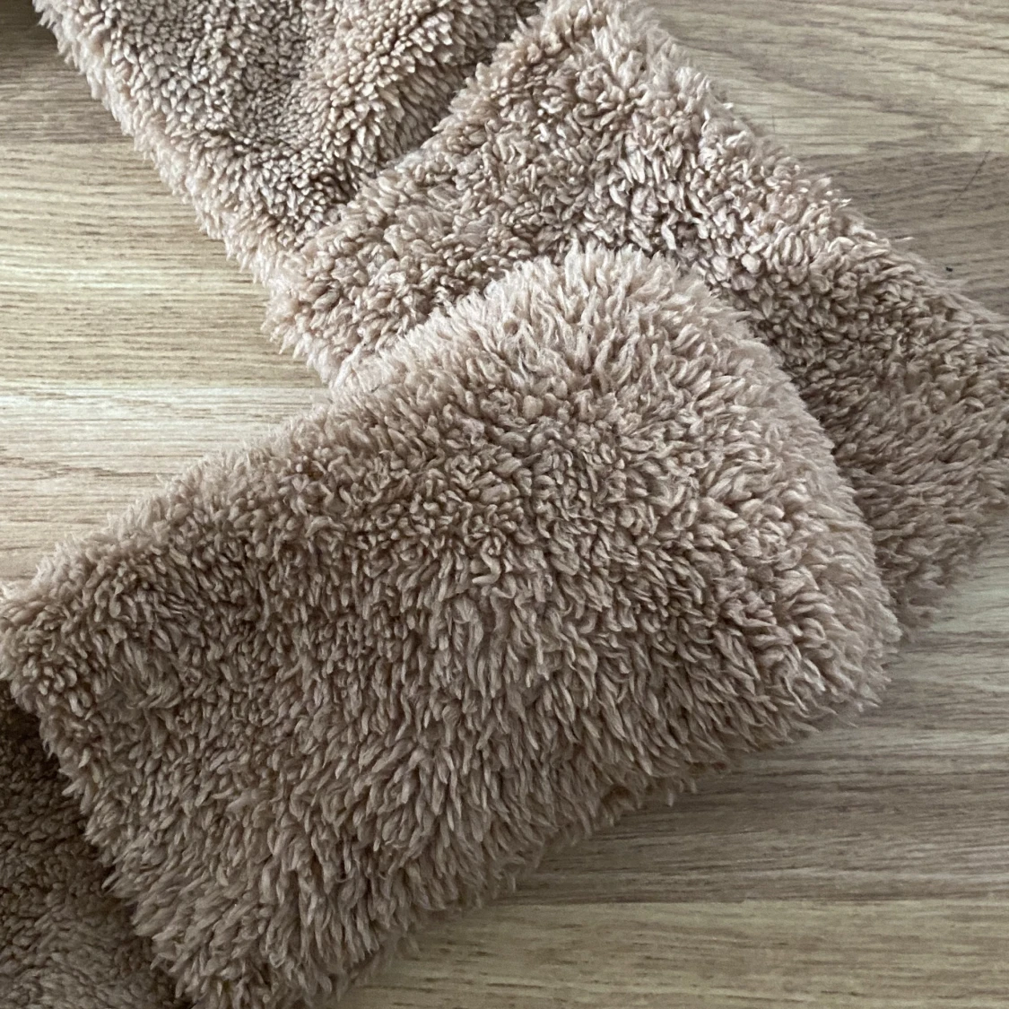 Fluffig vinter mössa - 91