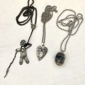 Halsband - Fina halsband! Skriv för pris!!