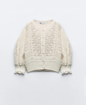 Säljer min beiga kofta  - Säljer min beiga kofta som är jätte fin och som du påven kan ha som en tröja. Skriv för intresse 