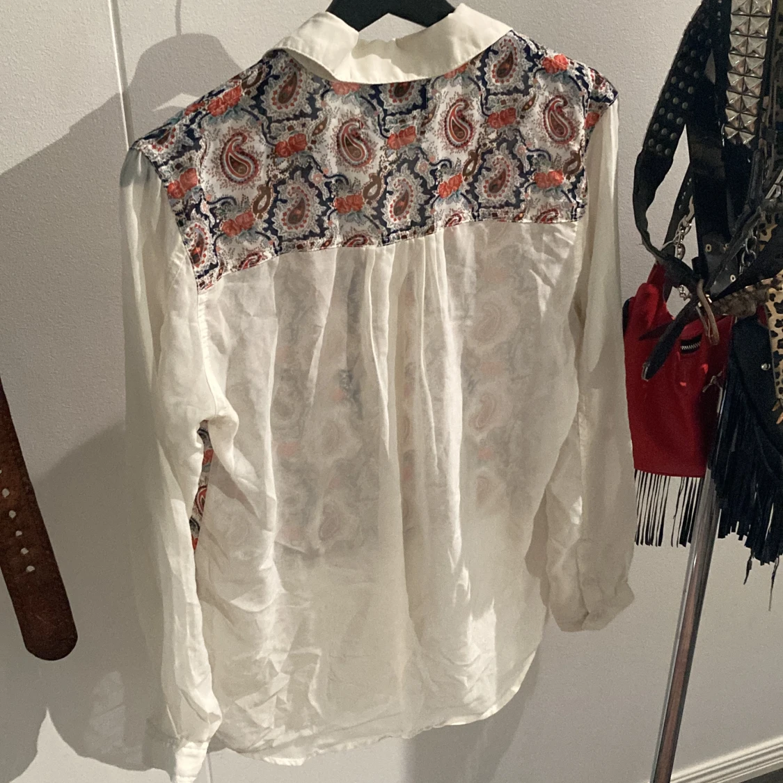 Blus paisleymönstrad - 91