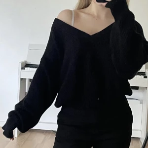 Stickad tröja  - Stickad tröja 