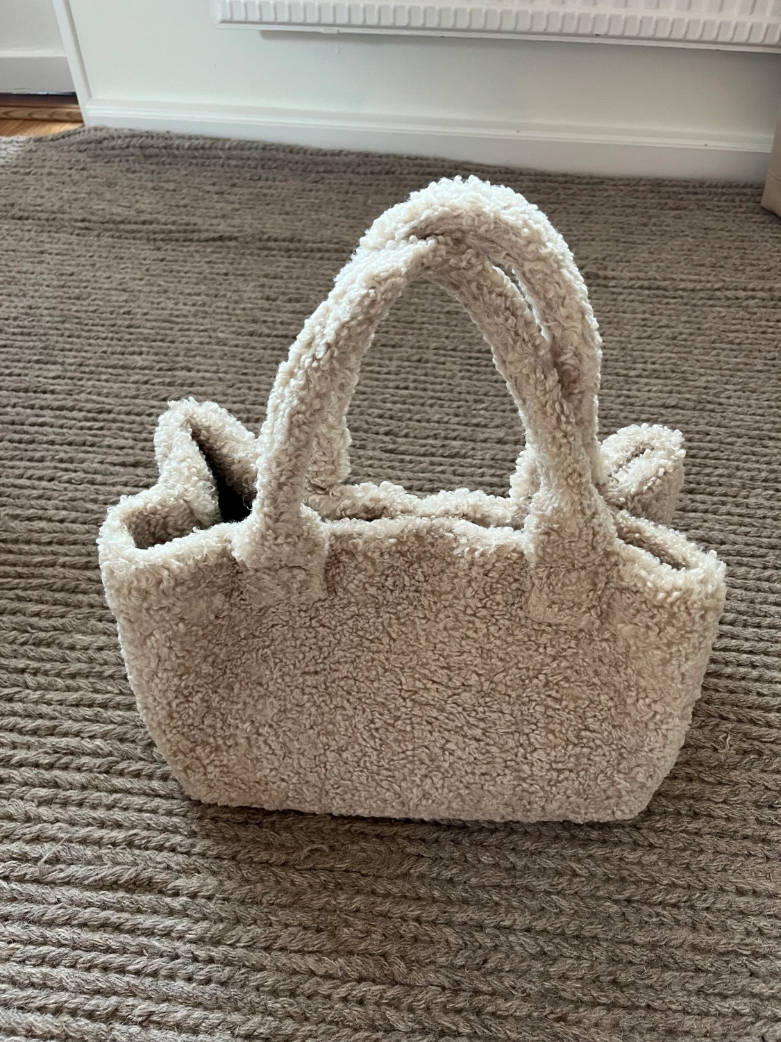 Oanvänd Samsøe Väska - 90