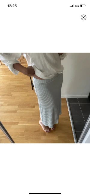 Stylein kjol - Säljer denna fina kjol. Köpt för 2295kr. 