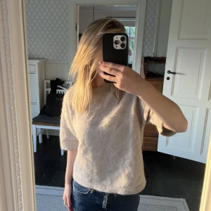 Stickad tröja - Stickad tröja från other stories, original pris 670