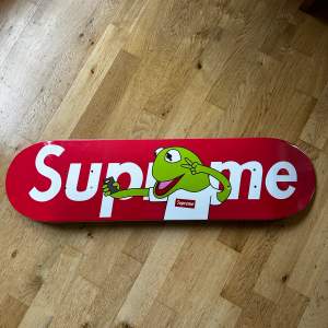 Supreme skateboard 🛹 