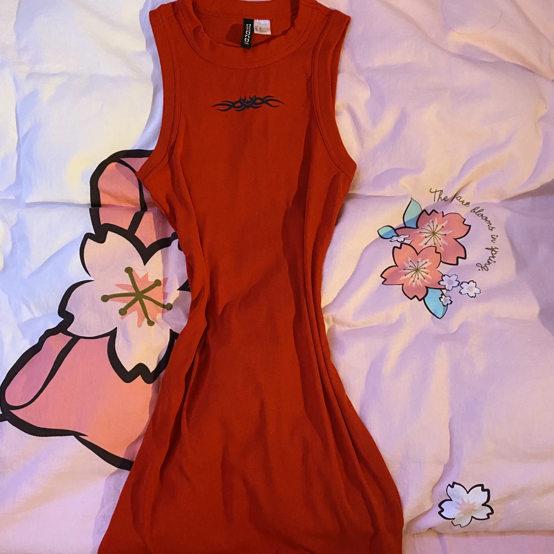 Röda tight klänning