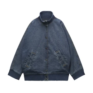 Bomberjacka denim zara - Säljer min bomberjacka i denim från zara💞nypris 699kr