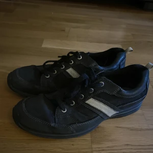 Svarta skor - Skitsnygga ECCO skor i fint skick, inte använt särskilt mycket alls