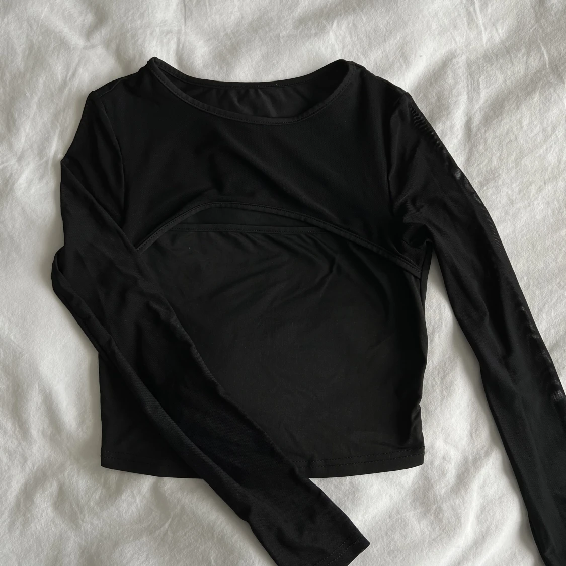 Top med seethrough ärmar