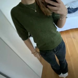 Fully fashioned⭐️ - En super fin Finstickad tröja från fully fashioned💚 knappt använd!