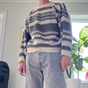 Stickad tröja - Mysig stickad tröja! 