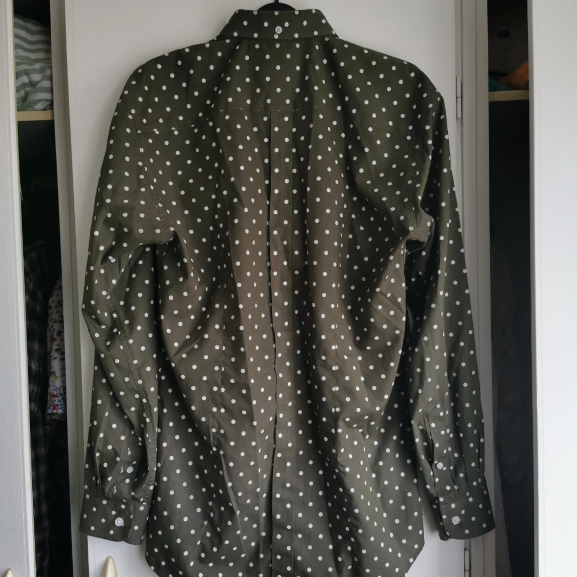 Prickig manskjorta - 90