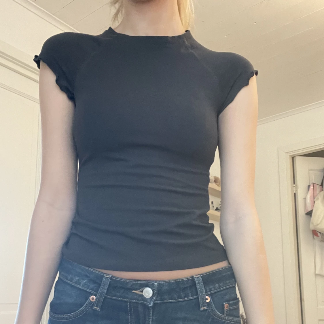 Mörkgrå tshirt - 91