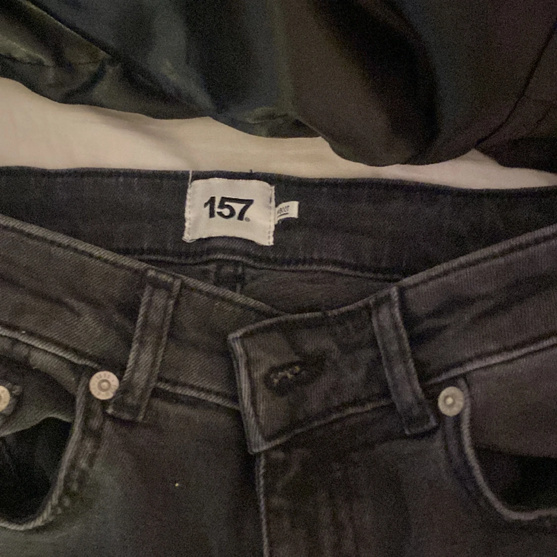 Gråa bootcut jeans - 91