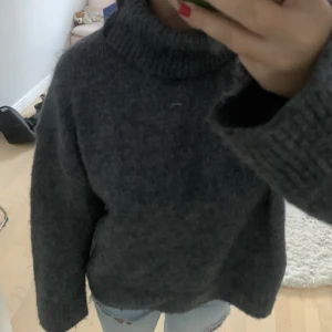 Stickad tröja med krage - Super skön till vintern!