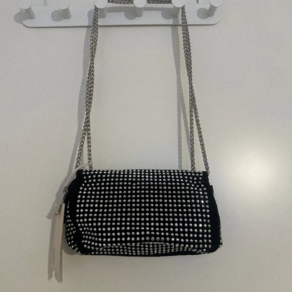 Väska med strassdetaljer  - 90