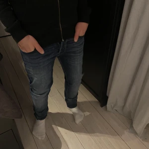 Jeans - Jeans från Jack&Jones, snygg tvätt och fit!