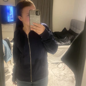 evenodd  - marinblå zip up 