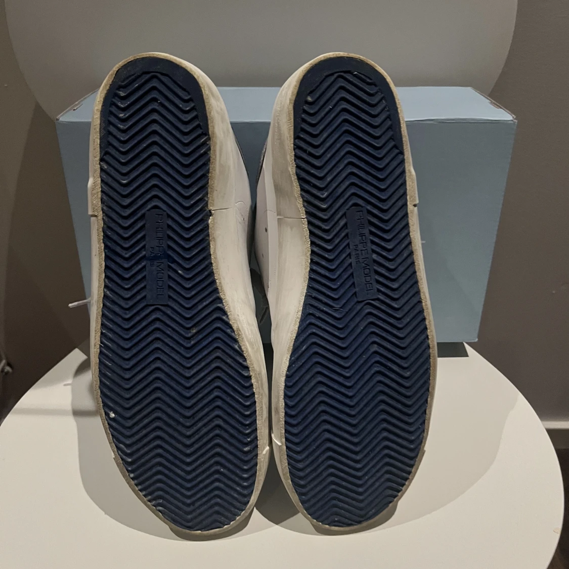 Philippe model  - 91