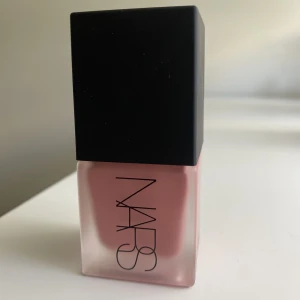Nars liquid blush orgasm - Endast testad passade mig inte som ny.