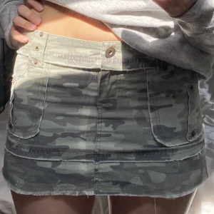 JNY kjol - Kjol från JNY… verkligen ass cool speciellt nu till sommar 🥰🥰