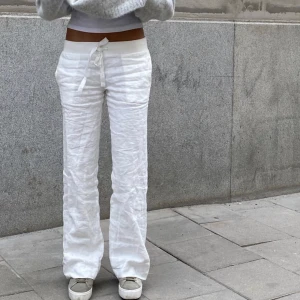 Linnebyxor 900kr - Linnebyxor M 900kr