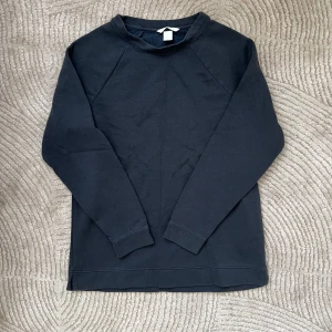 Sweatshirt  - Sweatshirt 