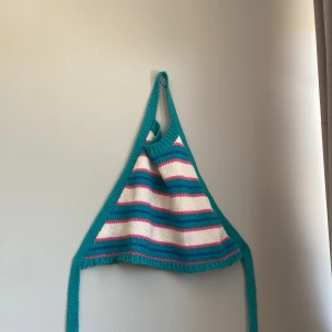 Halterneck topp - Topp från zara aldrig använd