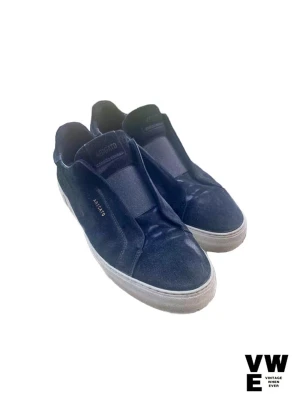 Arigato clean 360 size 44 - Säljer ett pe Axel arigato clean 360 storlek 44, skick 8/10 Låda saknas