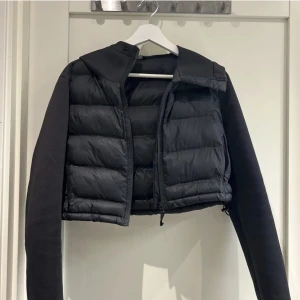 Jacka från zara  - Jacka från zara storlek M -passar s