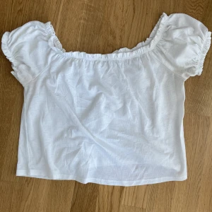 Vit topp - Vit topp perfekt för sommaren 