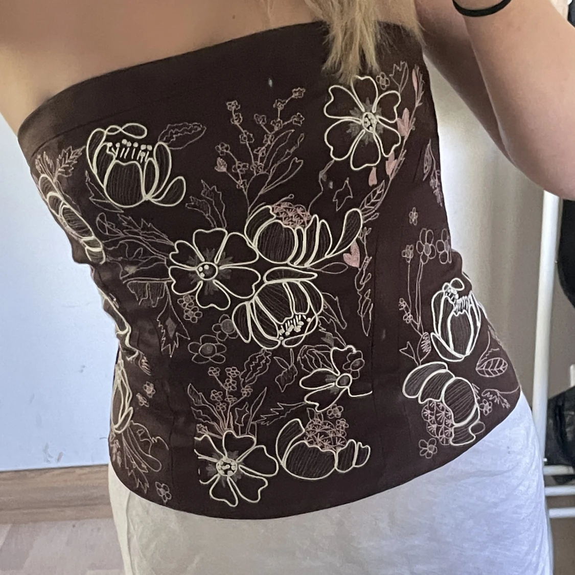 Broderad korsett - 90