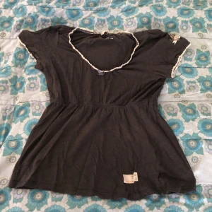 Grunge topp - Snygg topp från Odd Molly bra kvalitet super skön 