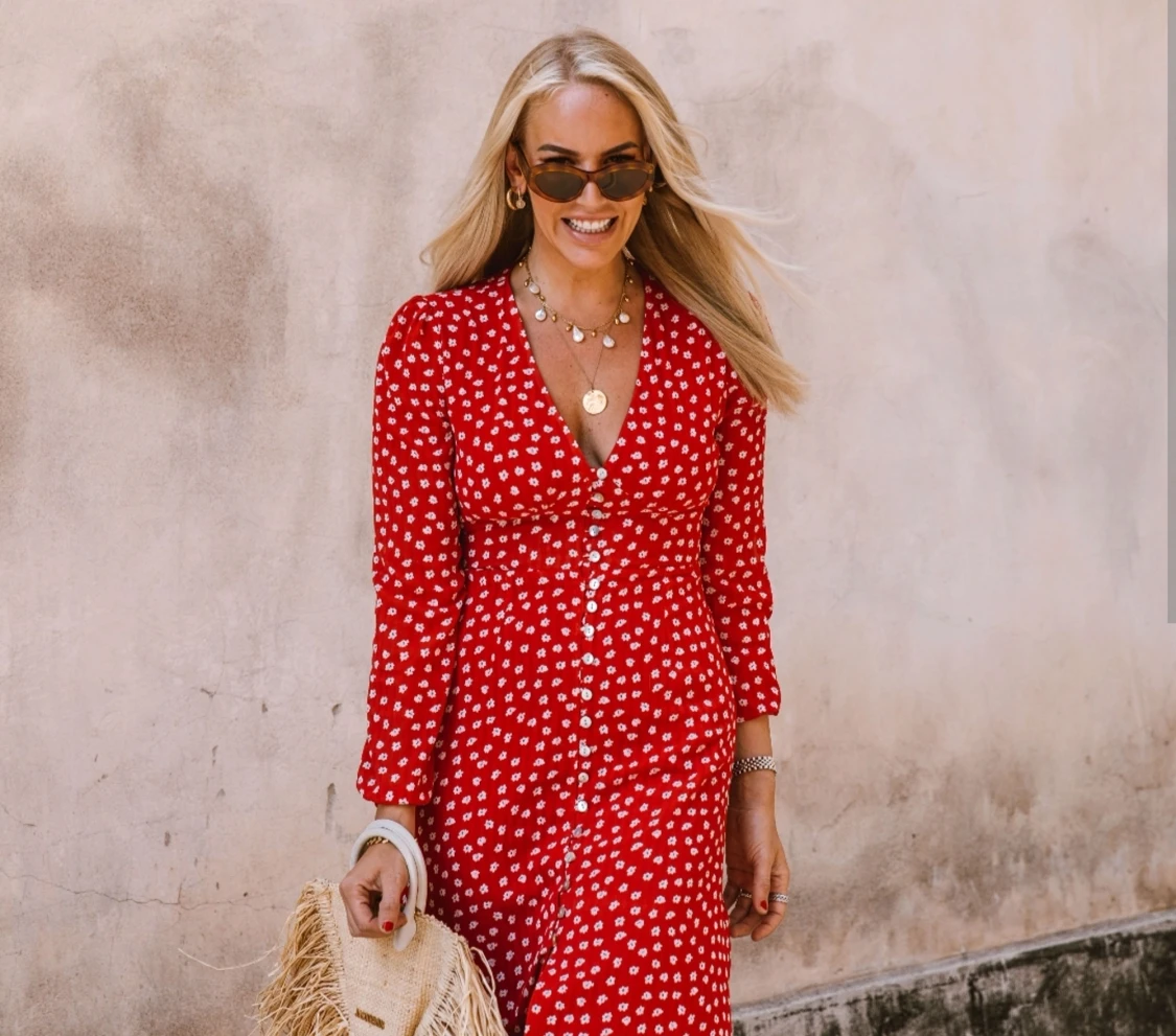 Paris Dress Röd strl 40  - 90