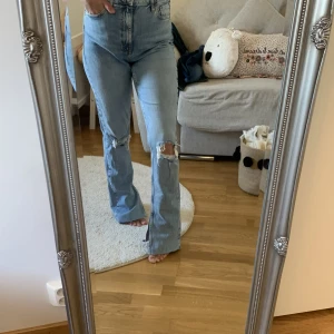 Zara jeans  - Endast använda 1 gång 