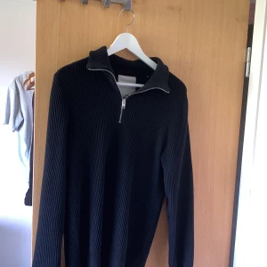 1/4 zip  - 1/4 från Jack and Jones Skick 10/10