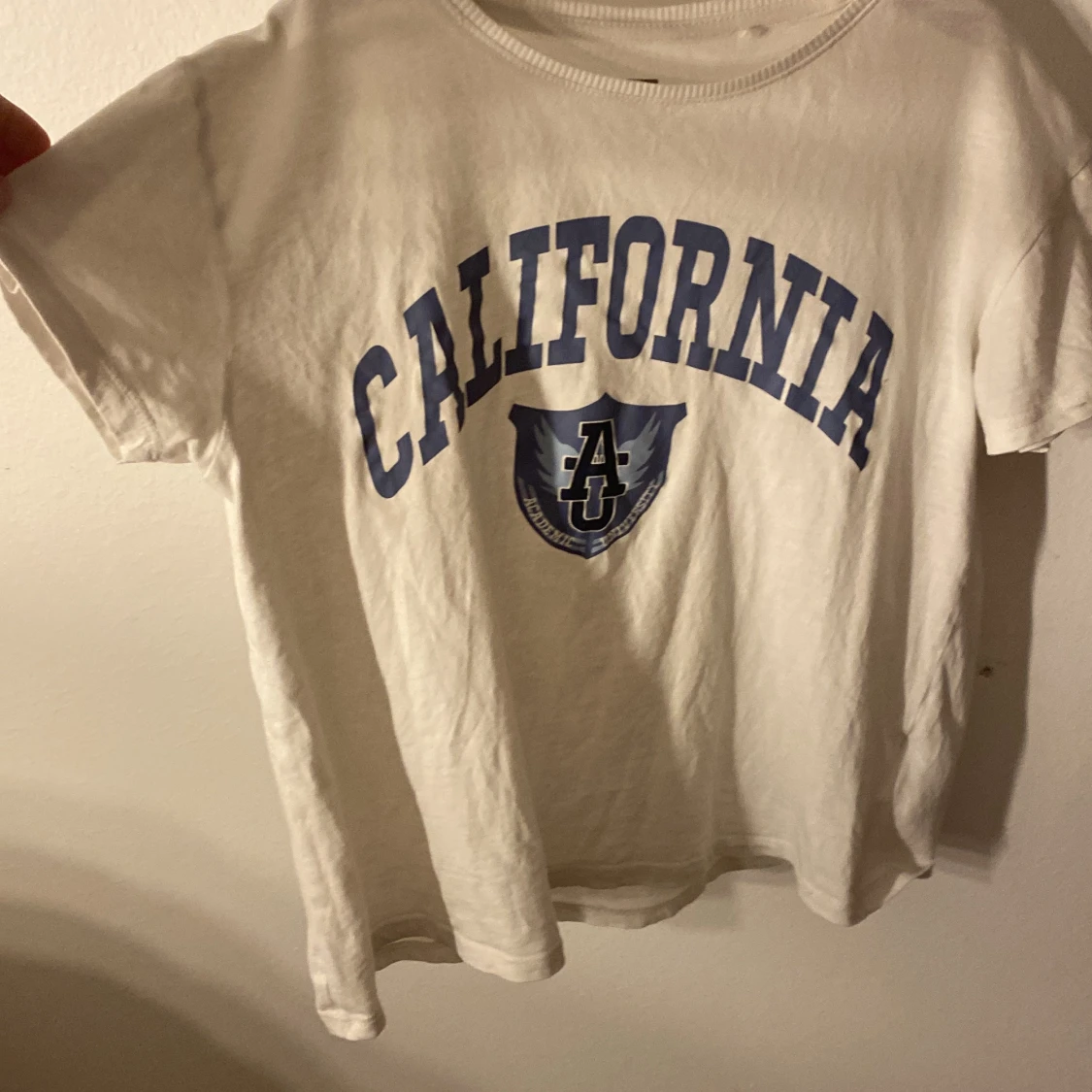 Säljer denna t-shirt ❤️ ny pris typ 80 kr