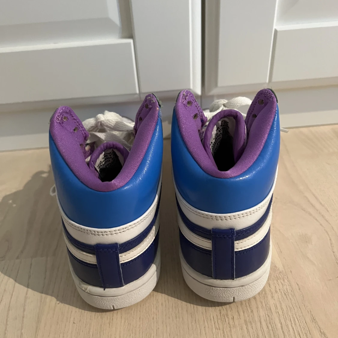 Färgglada jordans - 91